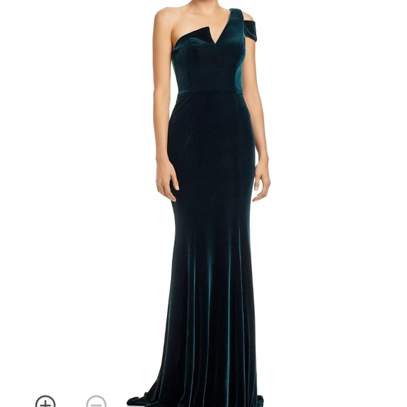 emerald green velvet gown